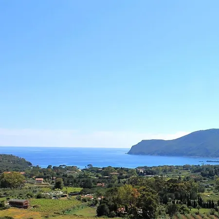 Manuela - Argonautivacanze Lacona